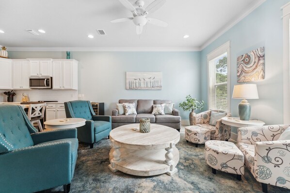 TV, books, music library, video library