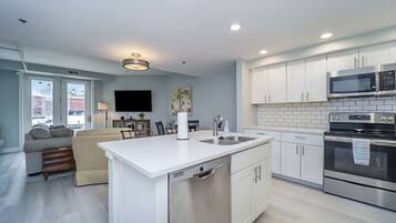 Fridge, microwave, oven, dishwasher