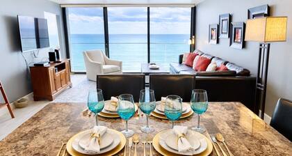 Ocean View Luxury Condo: Beachfront, and Pool