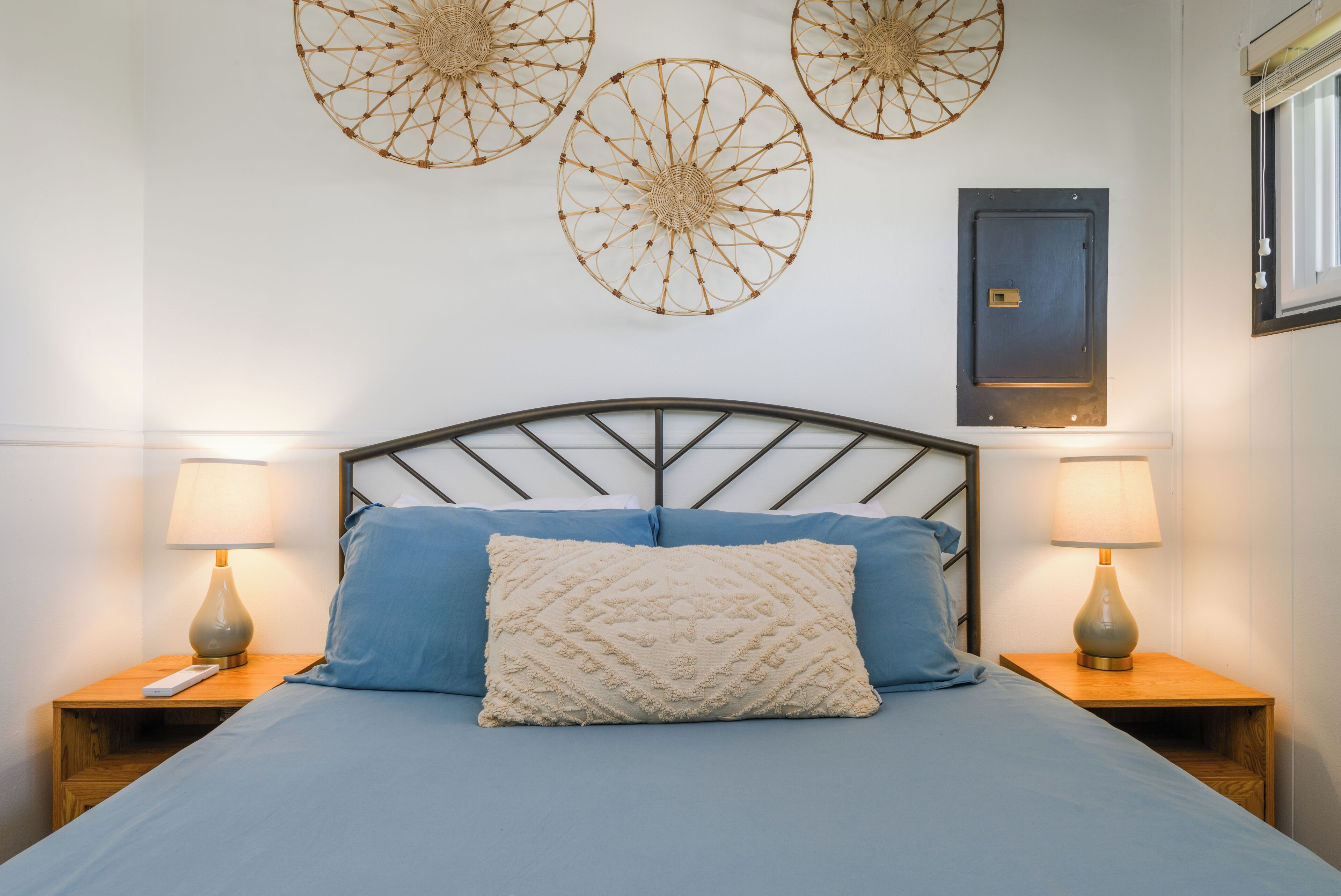 2 habitaciones, tabla de planchar con plancha y wifi gratis 