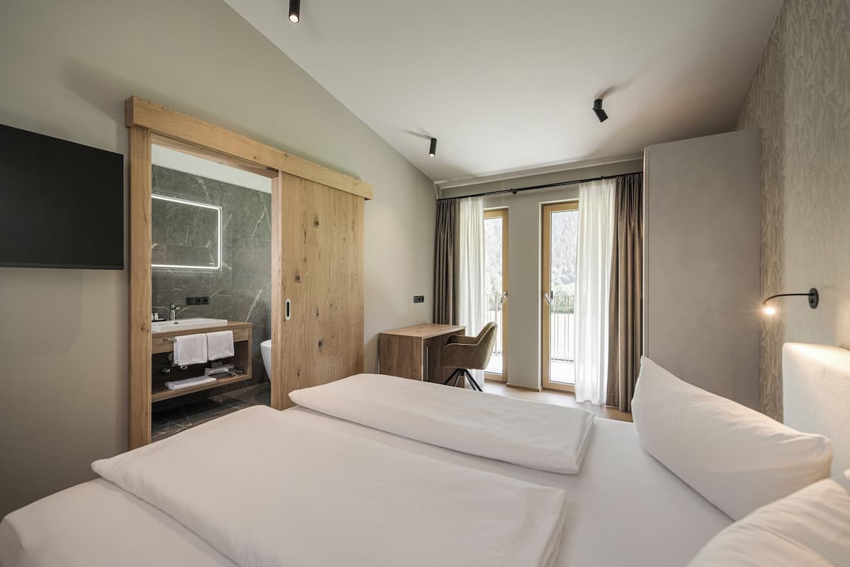 2 slaapkamers, verduisterende gordijnen, gratis wifi, beddengoed