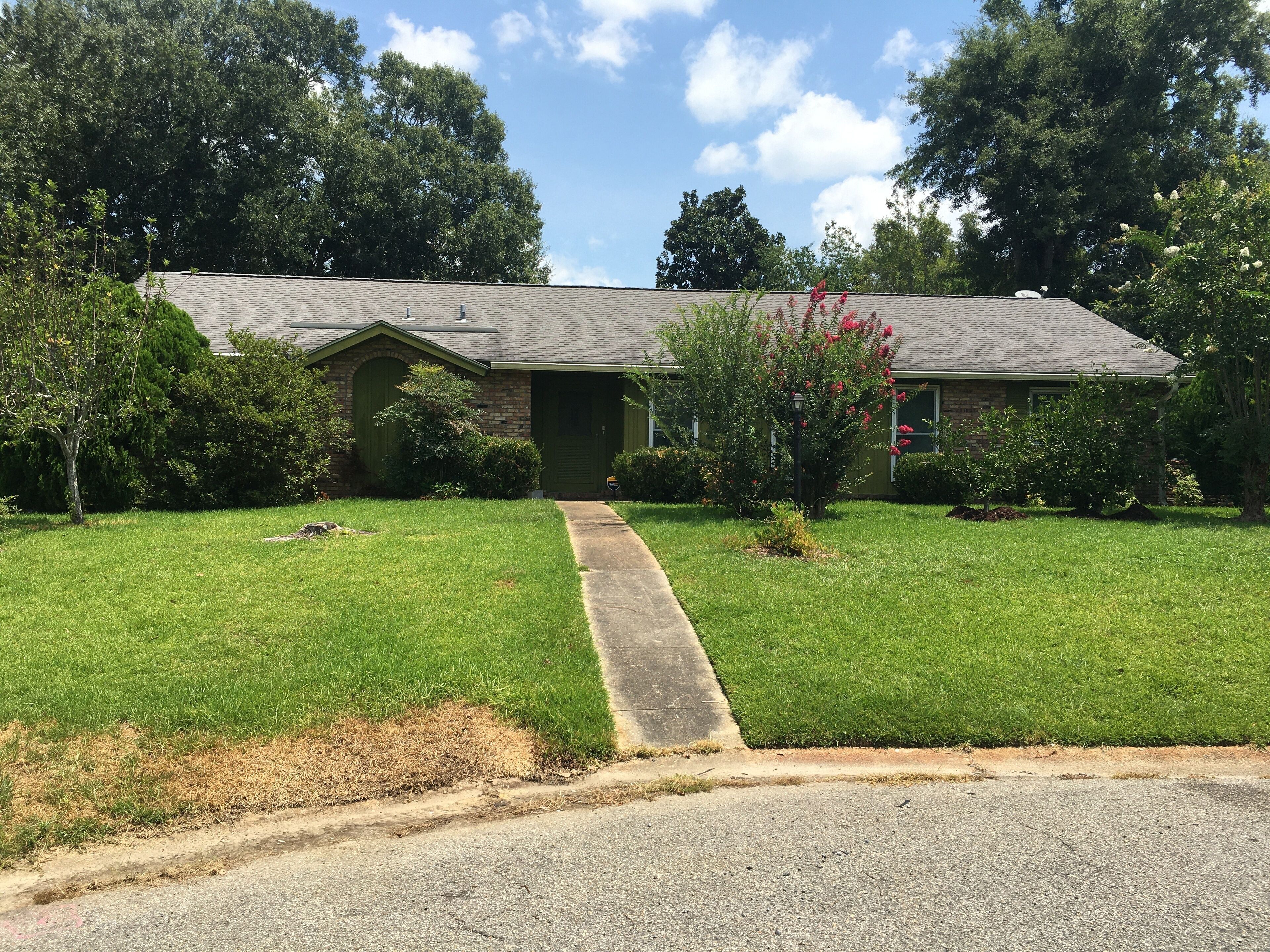 Full house with pool