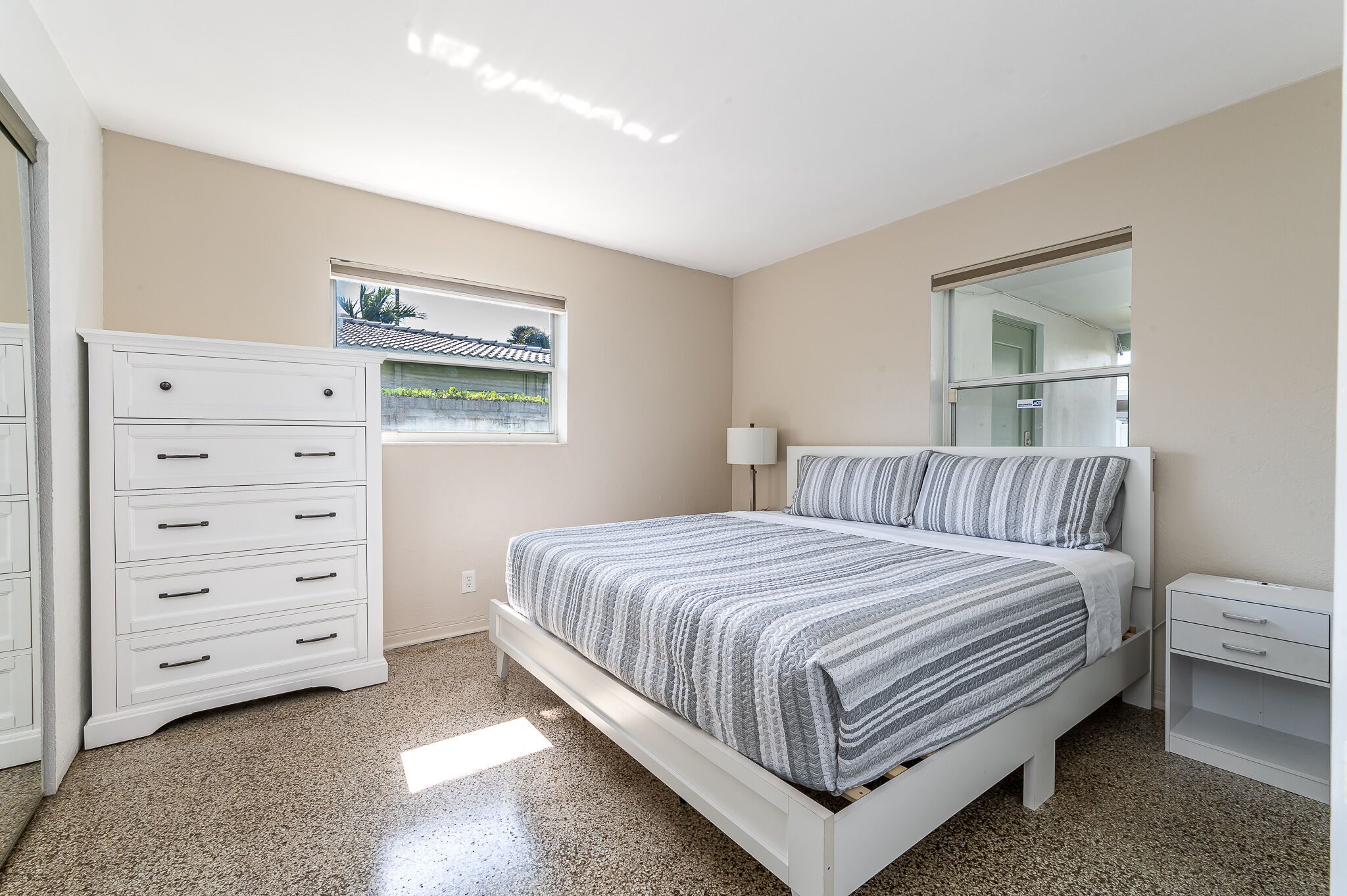 Delightful Apartment by the Beach