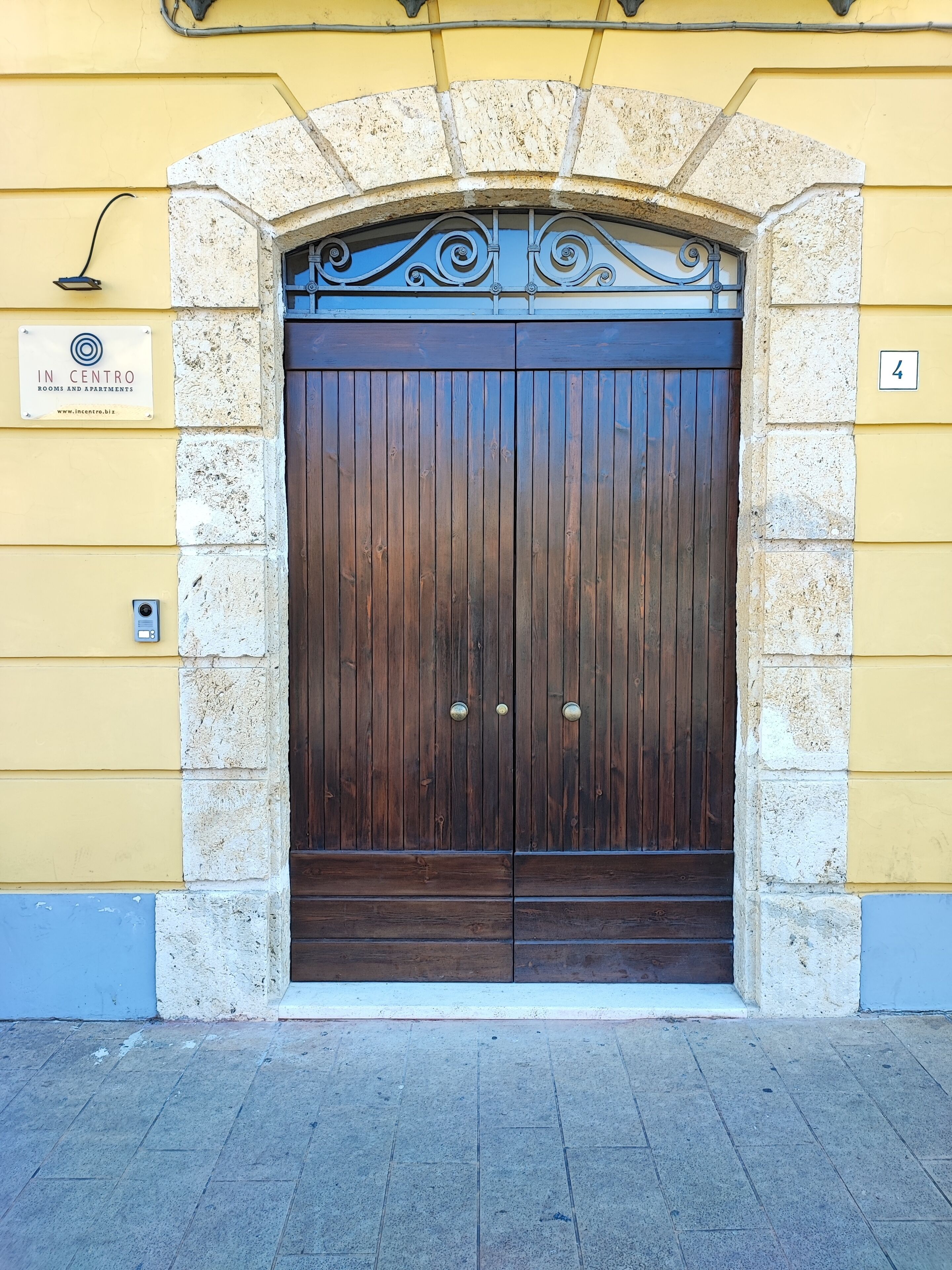 Soundproofing, cribs/infant beds, free WiFi, bed sheets