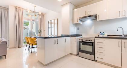 Furnished 3BR Townhouse, Just Minutes’ Drive from Al Marmoom Heritage Village