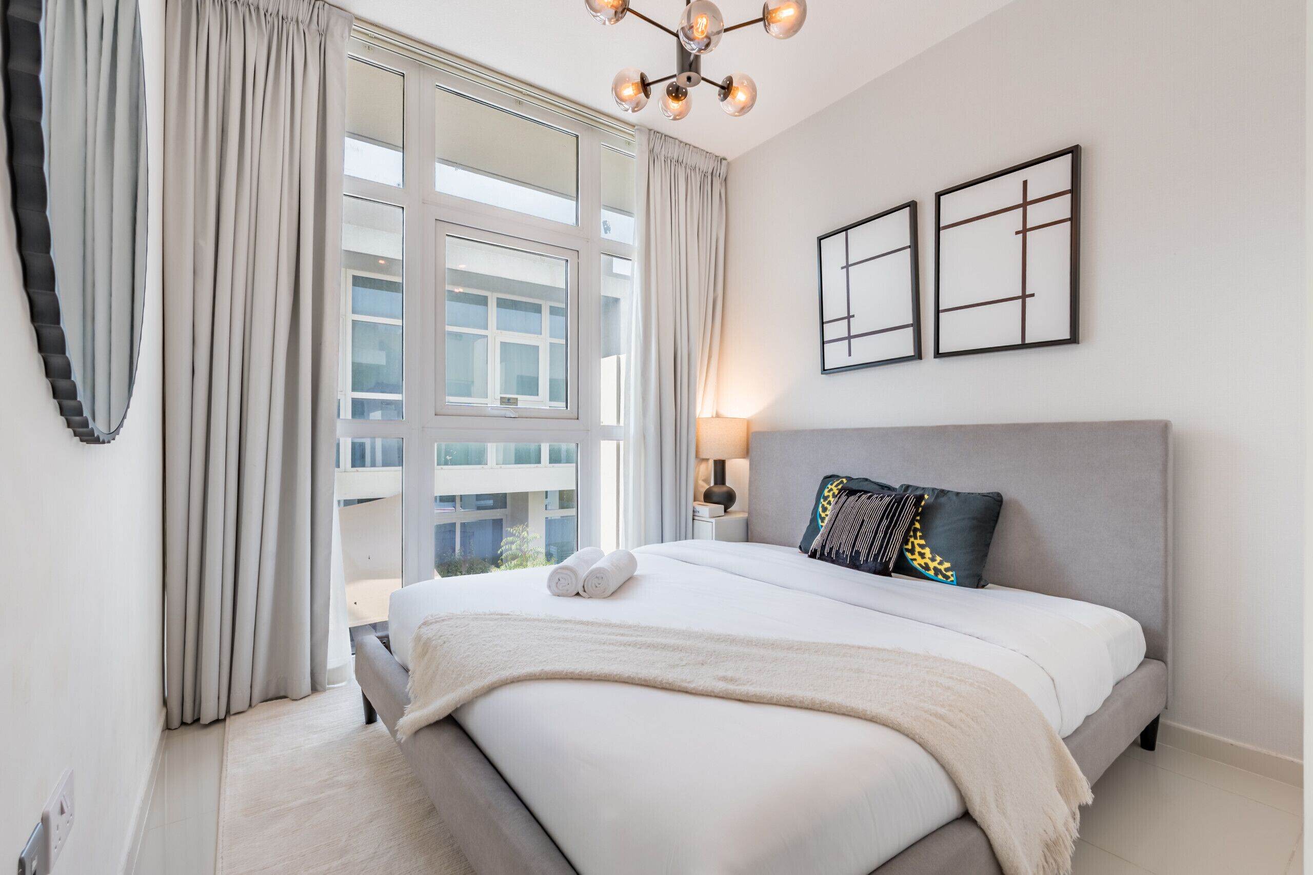 3 bedrooms, in-room safe, iron/ironing board, free WiFi