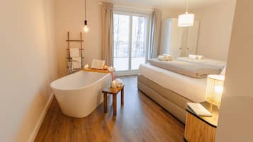2 Schlafzimmer, Reisekinderbett, kostenloses WLAN, Bettwäsche