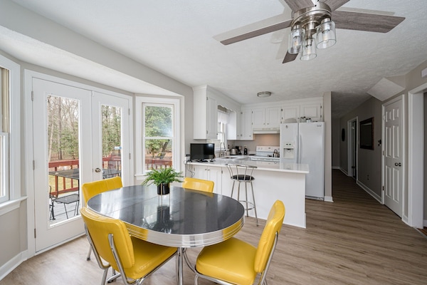 ثلاجة، ميكروويف، فرن، موقد طهي مسطح