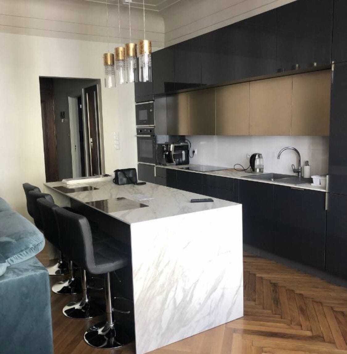 Mikroaaltouuni, uuni, liesi, astianpesukone