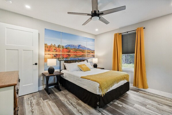3 bedrooms, desk, iron/ironing board, WiFi