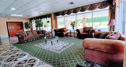 Countryside Inn & Suites