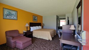 Iron/ironing board, free WiFi, bed sheets