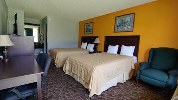 1 slaapkamer, een strijkplank/strijkijzer, gratis wifi, beddengoed