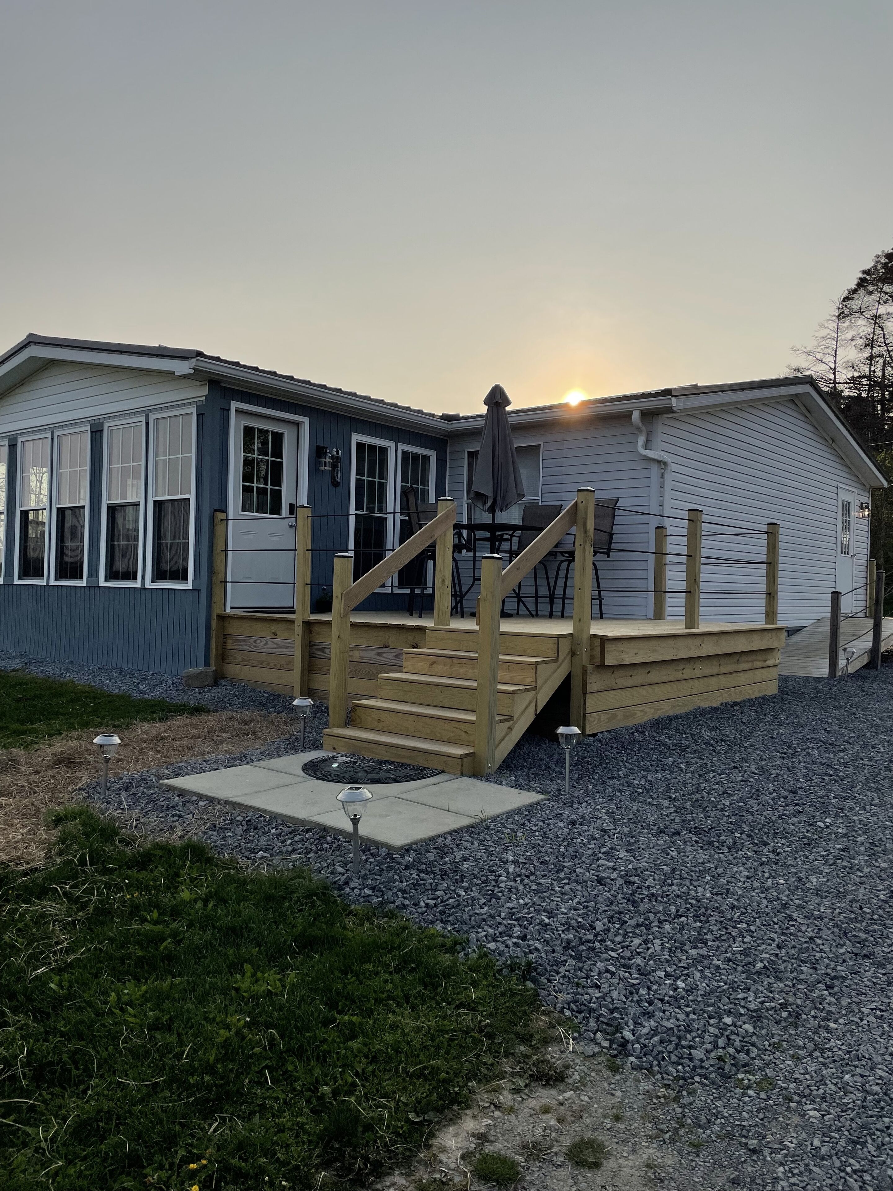 “Retreat On The Farm” Relax in the Country, Upcoming wedding or family reunion!