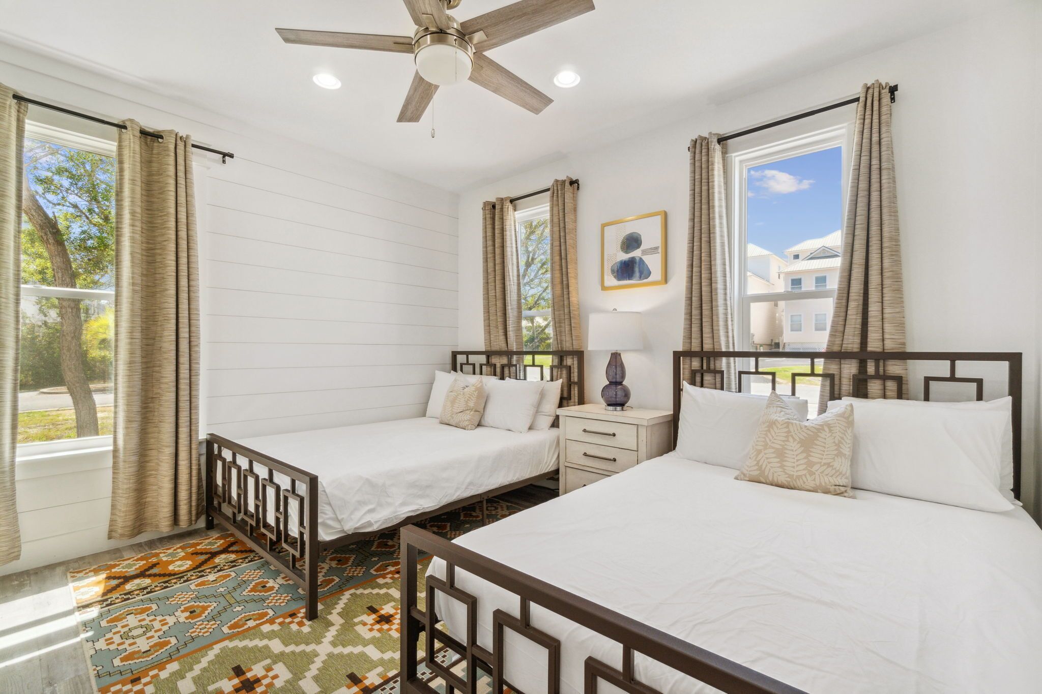 Private saltwater pool and less than a 2-minute walk to the beach in Seacrest!