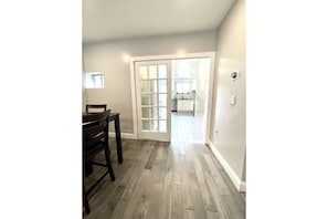 Dining - ModernCheerful 3 spacious bedroom2 luxury bathroom (Philadelphia)