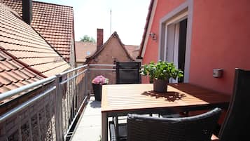 Twin Room, Non Smoking, Balcony | Balcony