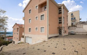 Exterior - Lovely apartment in Seget Donji (Seget Donji)