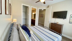 4 bedrooms, iron/ironing board, travel cot, free WiFi