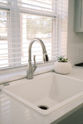 Modern 2BR King Bed near USC, Downtown & Ft Jackson