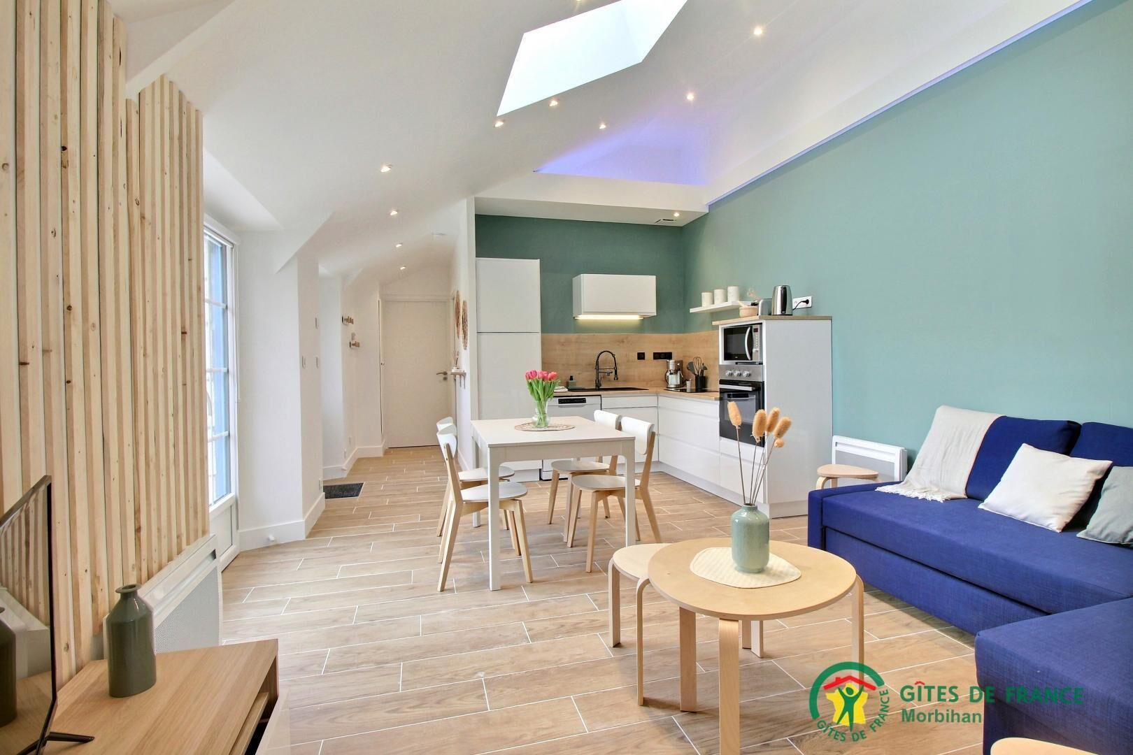 Ty Brestivan - THEIX NOYALO