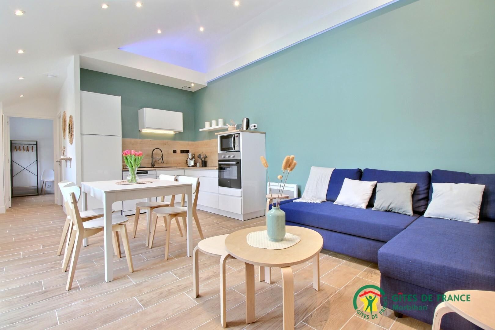 Ty Brestivan - THEIX NOYALO