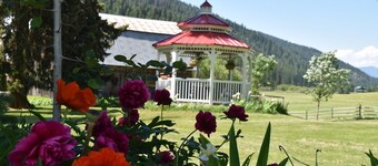 Little Beaver Creek Ranch Four Bedroom Guest House