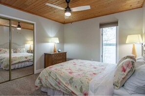 5 bedrooms, iron/ironing board, free WiFi, bed sheets
