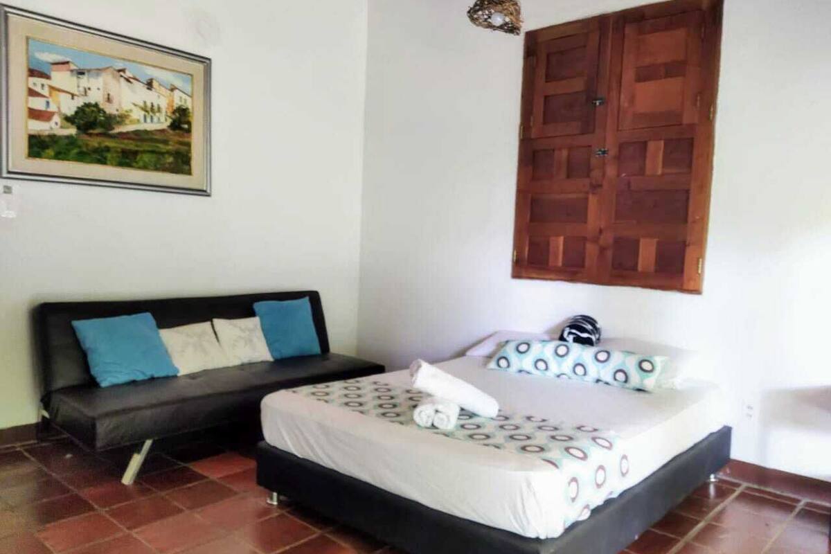 Kamar Standar | Wi-Fi gratis dan seprai linen