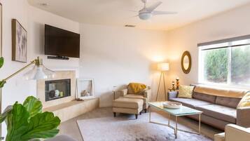 Smart-TV, peis, videospill og Netflix