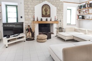 Living area - Villa Luce - Sirolo, wonderful villa with swimming pool in the Conero park (Ancona)