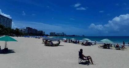 Apartamento a 2 min a pie de la playa en la mejor zona turística de Isla Verde