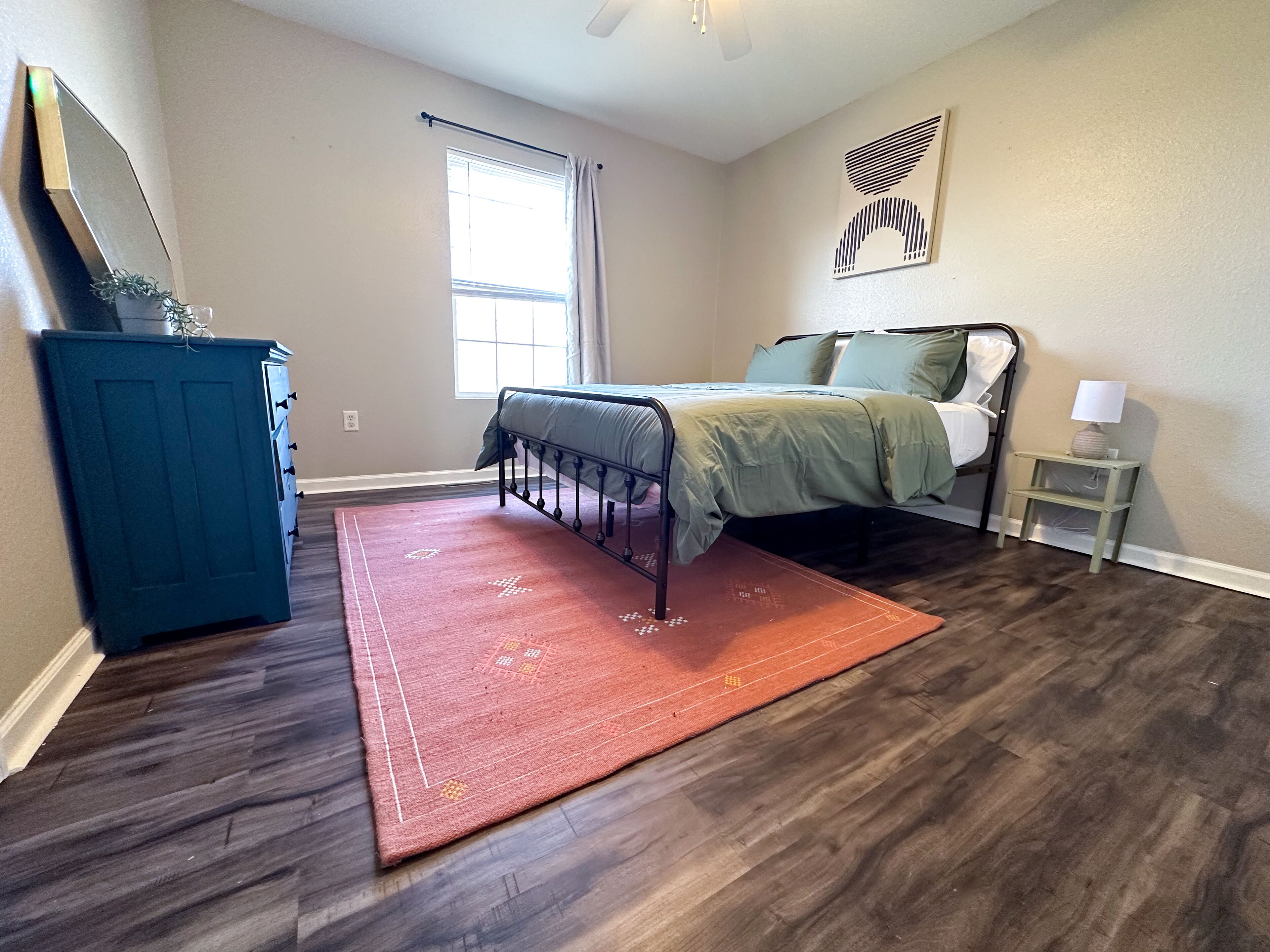 Misty mountain inn Close to post