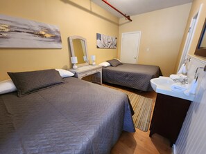 Tabla de planchar con plancha y wifi gratis 