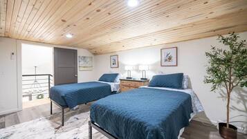 3 bedrooms, iron/ironing board, travel crib, free WiFi