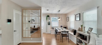 South Tampa 3BR/2BA, private pool & patio