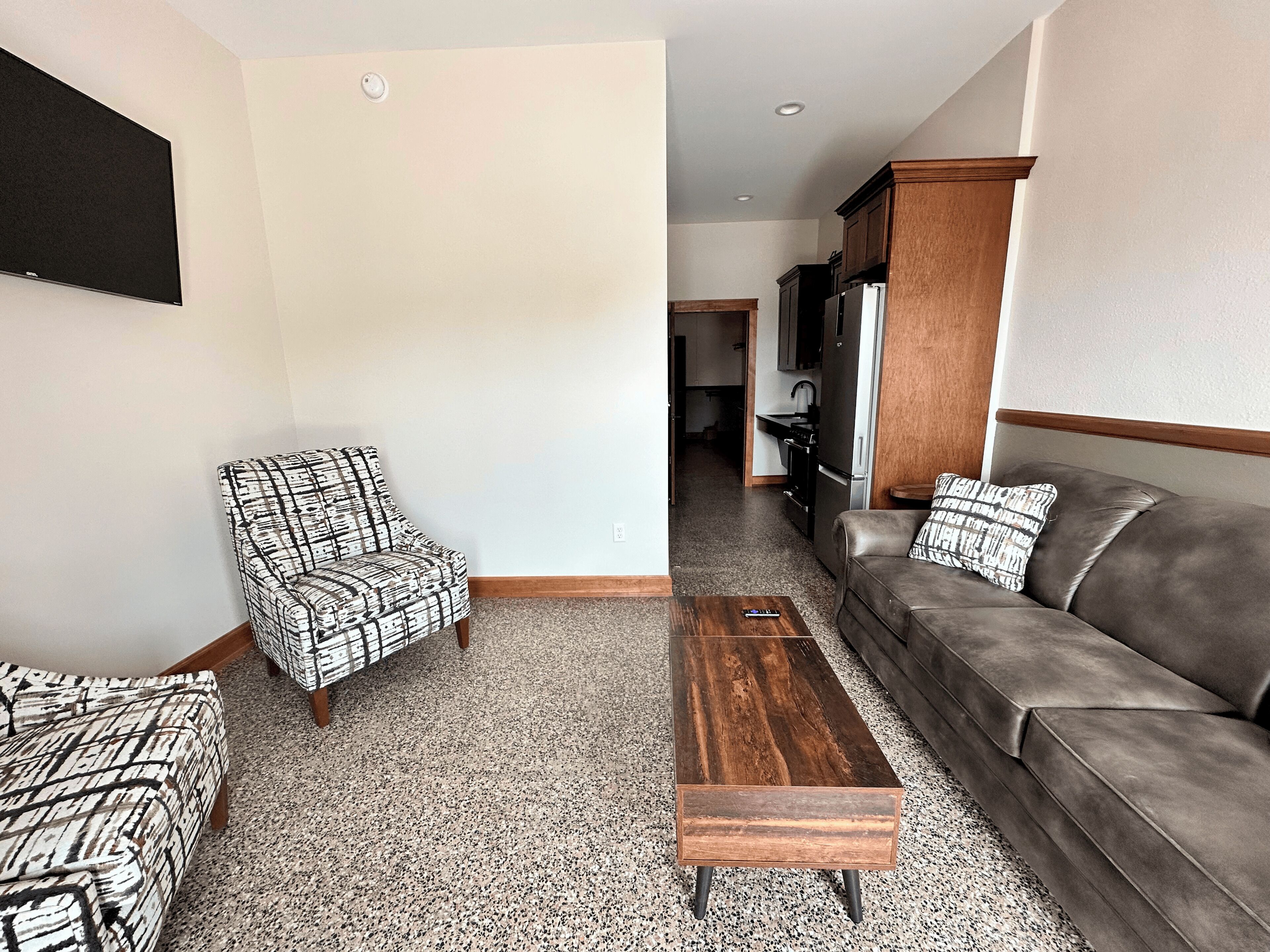 The Lodge- Roosevelt Suite (ADA)