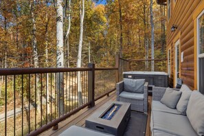 Terrace/patio - A Pine Choice is a Newly Built 2 Bedroom Luxury Cabin Minutes from Gatlinburg and Pigeon Forge! (Sevierville)