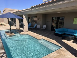 Pool - Beautiful Newer Home with Pool Near Windsor Beach, Lots of Garage space (Lake Havasu City)