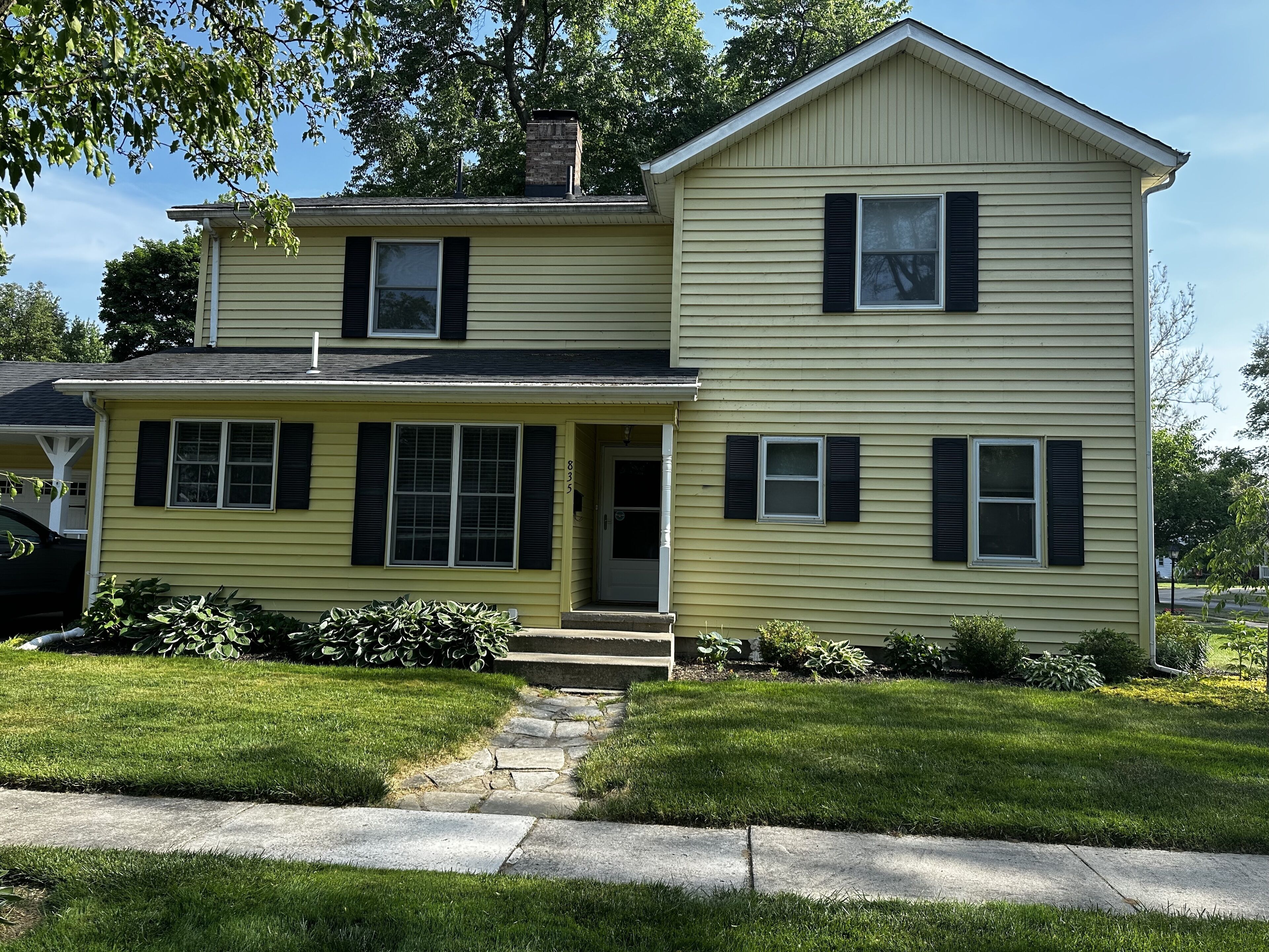 Close to Dana Open! Comfortable well appointed  home close to all amenities.