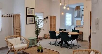 Holidays2Malaga Juan Austria 2 bedrooms & 2 bath