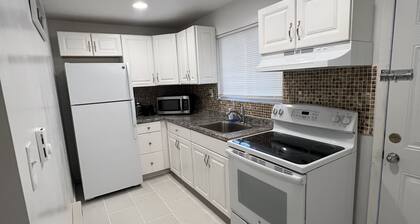 Remodeled Home 4 Miles Away From Center City!