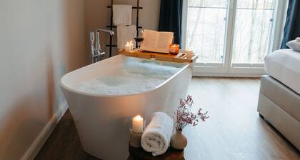 FeWo zwischen Wald und See mit freistehender Badewanne und Balkon (5 SterneDTV)