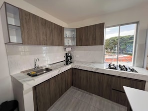 Fridge, microwave, oven, stovetop - Cómo en casa amazing 3rd floor (Tulua)