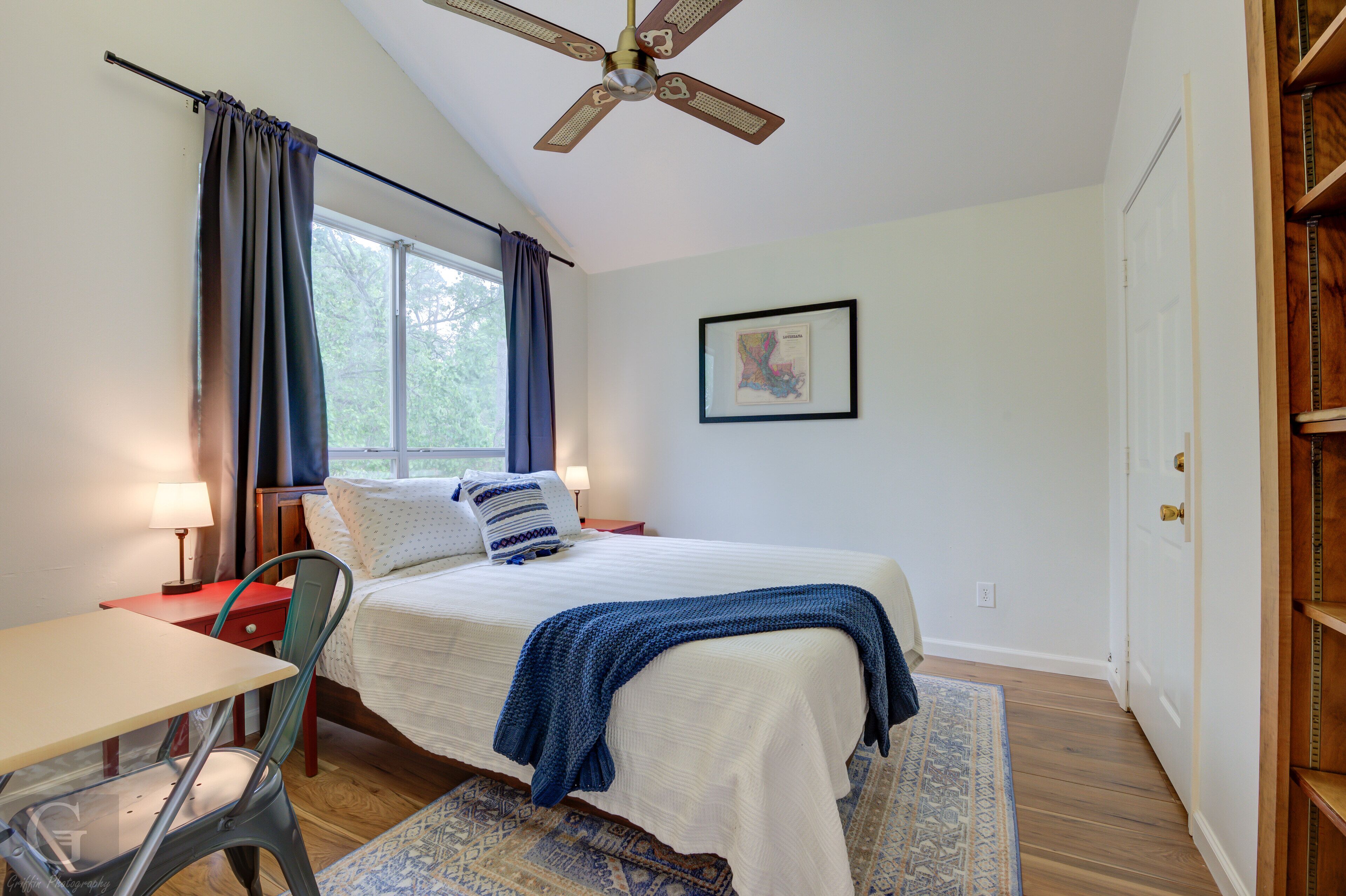 Cute 2B/1Ba Apartment in South Highlands!