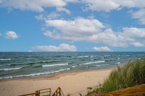 Beach - Blue View Lake House (Shelby)