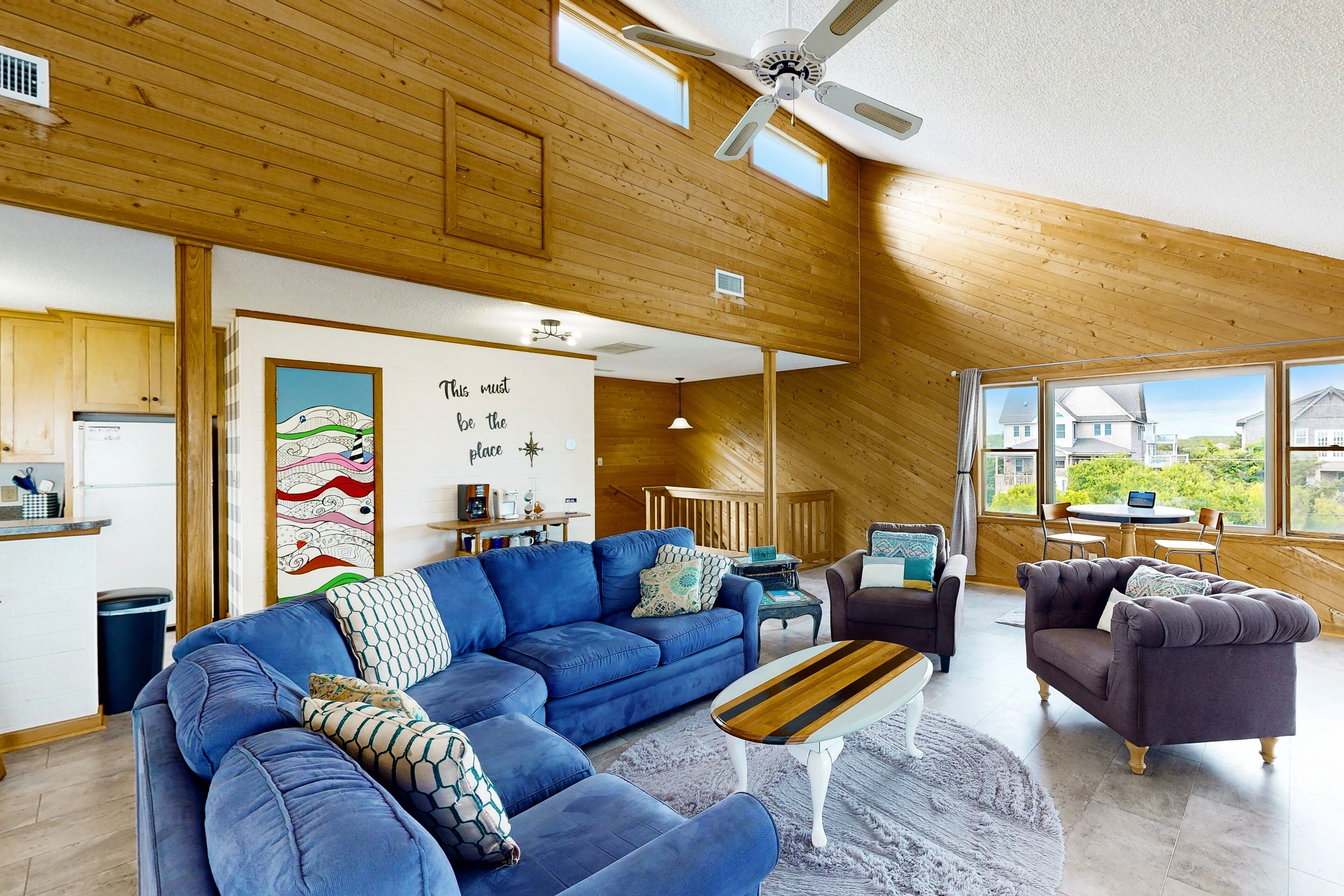 Multi-level home near the beach with deck, outdoor shower, arcade, hammock, AC