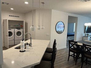 2 Schlafzimmer, Schreibtisch, kostenloses WLAN, Bettwäsche