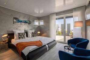 4 Schlafzimmer, Schreibtisch, kostenloses WLAN, BettwÀsche