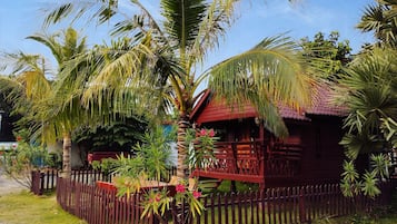 Deluxe House | 1 bedroom, premium bedding, desk, free WiFi